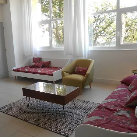 Les Palmiers Guest house Gluiras
