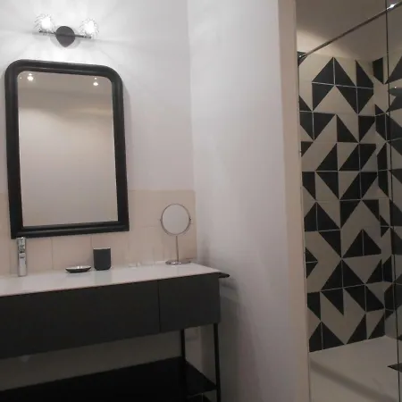 Les Palmiers Guest house